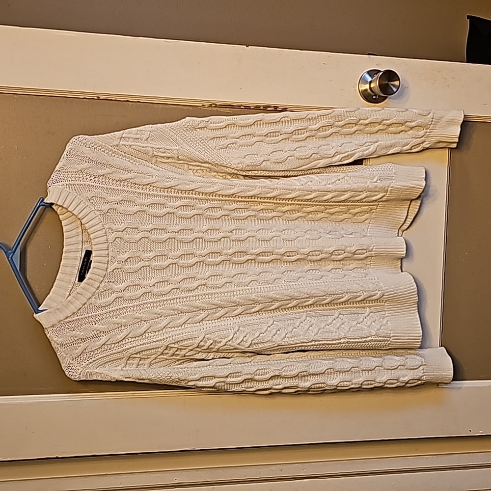 Tahari sweater, size L, White